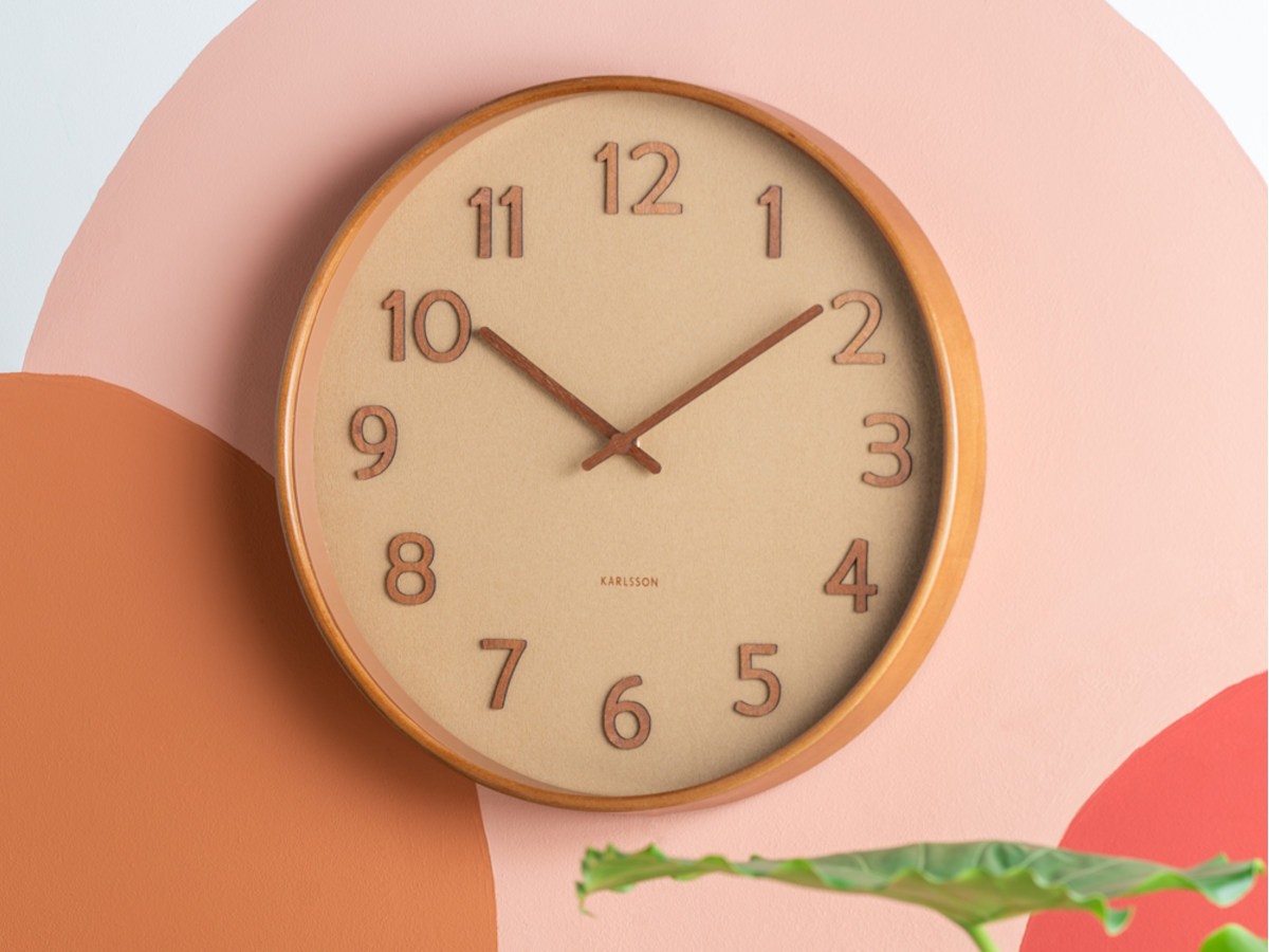 JONES CLOCKS® Ketchup Murale | Horloge De Dîner Rétro Ronde | 25cm | Noir | Idéal Pour La Cuisine, Le Salon, Le Bureau Ou La Chambre à Coucher | Chiffres Faciles à Lire