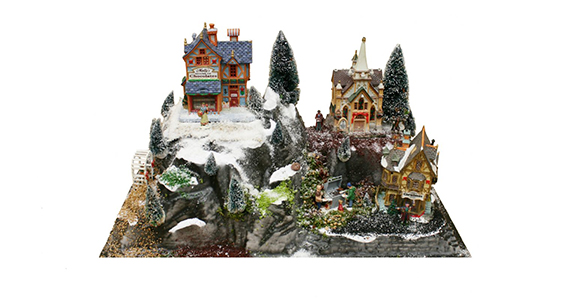 Une base pour village de Noël qui séduira les amateurs de petits trains