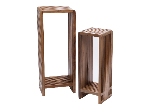 Une décoration réussie avec les 2 sellettes Calopsite d'Amadeus 